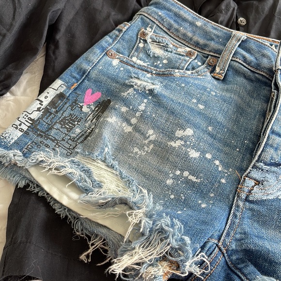 American Eagle Outfitters Distressed Jean Shorts - Picture 4 of 11
